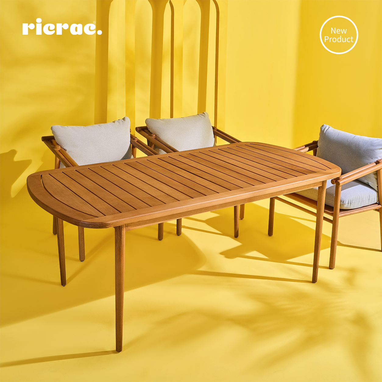 Renox- Outdoors Dining Table