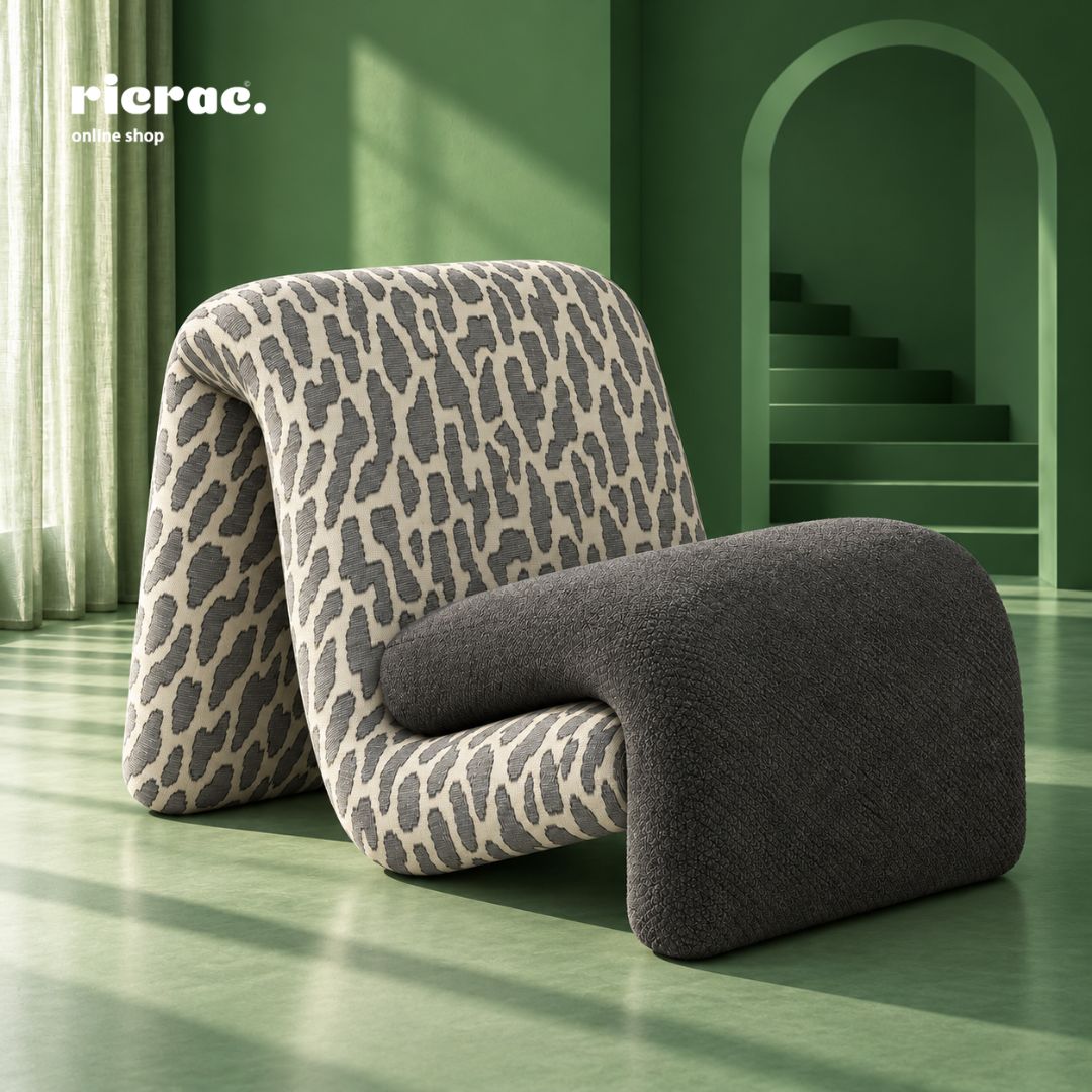 Reesaga- Chair