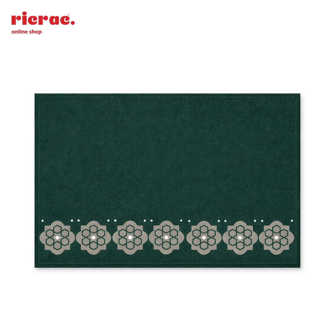 Waterproof Placemats – Arabesque pattern Green