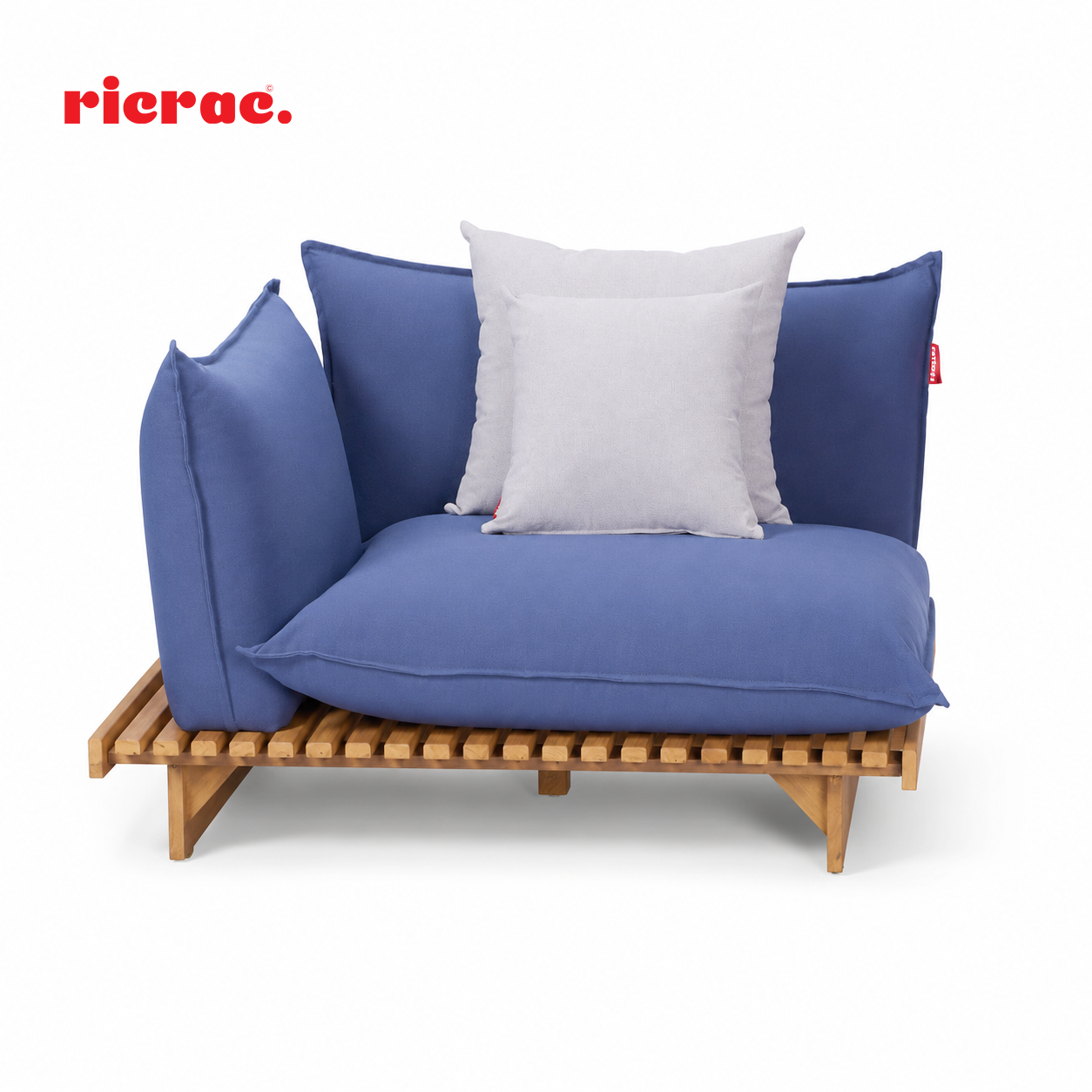 Razend- Wooden Outdoors Set