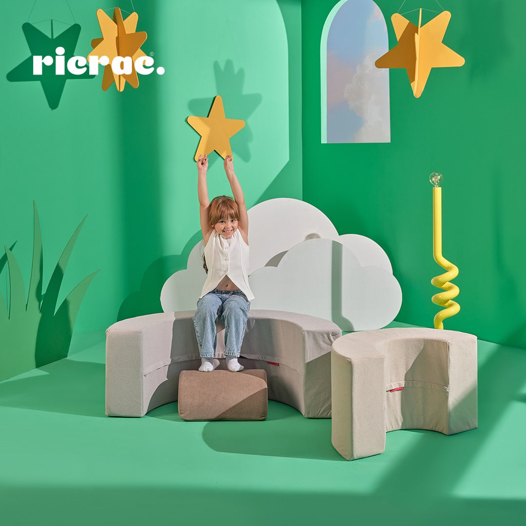 Ranzula- Multi functional Kids Set displayed in a fun play area with a child holding a star.