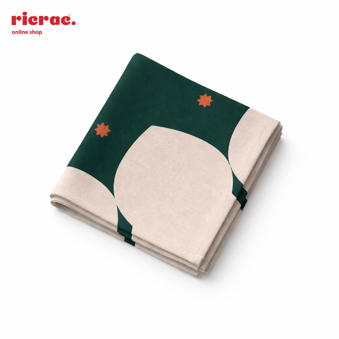 Waterproof cutlery napkins with Islamic patterns featuring orange star motifs and a modern design.