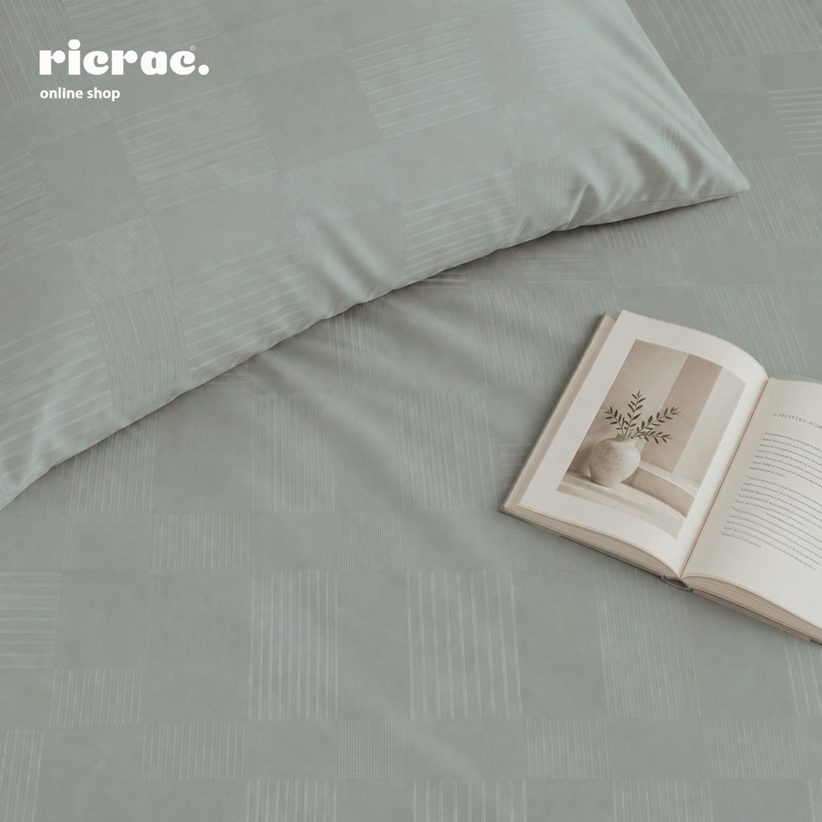 Jacquard Tencel Bed Sheet Set with 2 Pillow Cases - Spaced Stripes